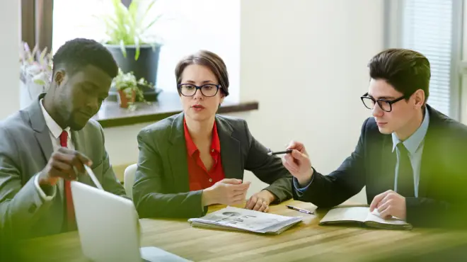 Work With an Aurora Tax Preparation Firm